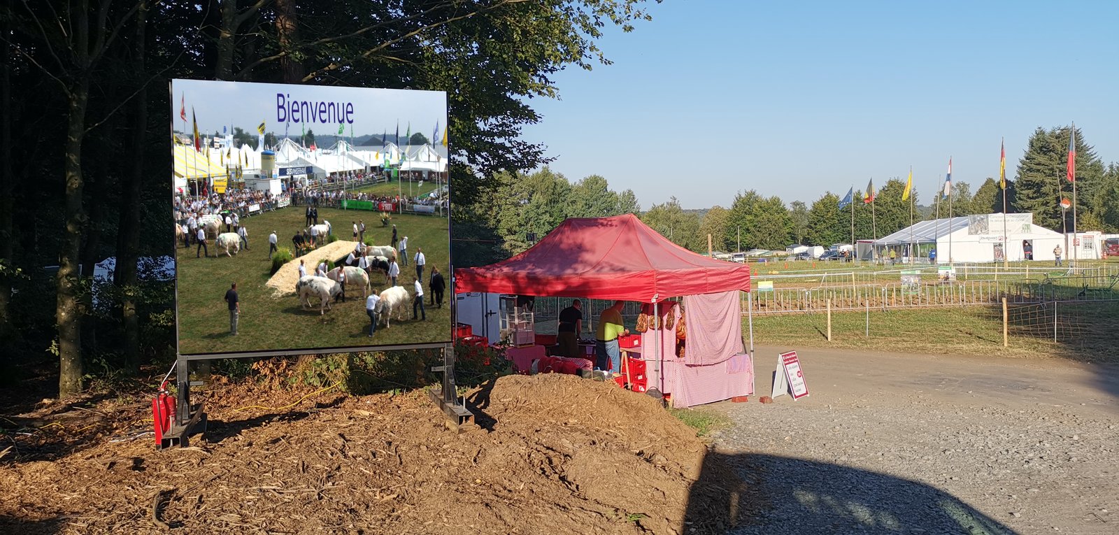 Écran LED d'accueil Bienvenue à l'entrée de la Foire