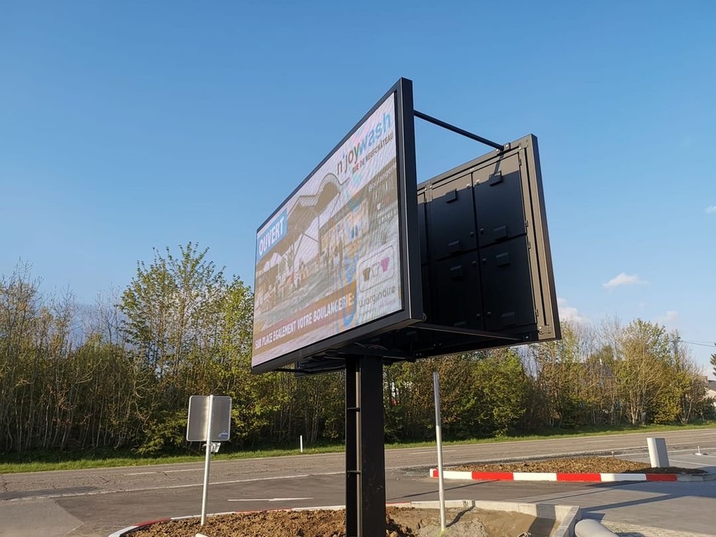 Situation réelle — Ecran double fixe de 7m 